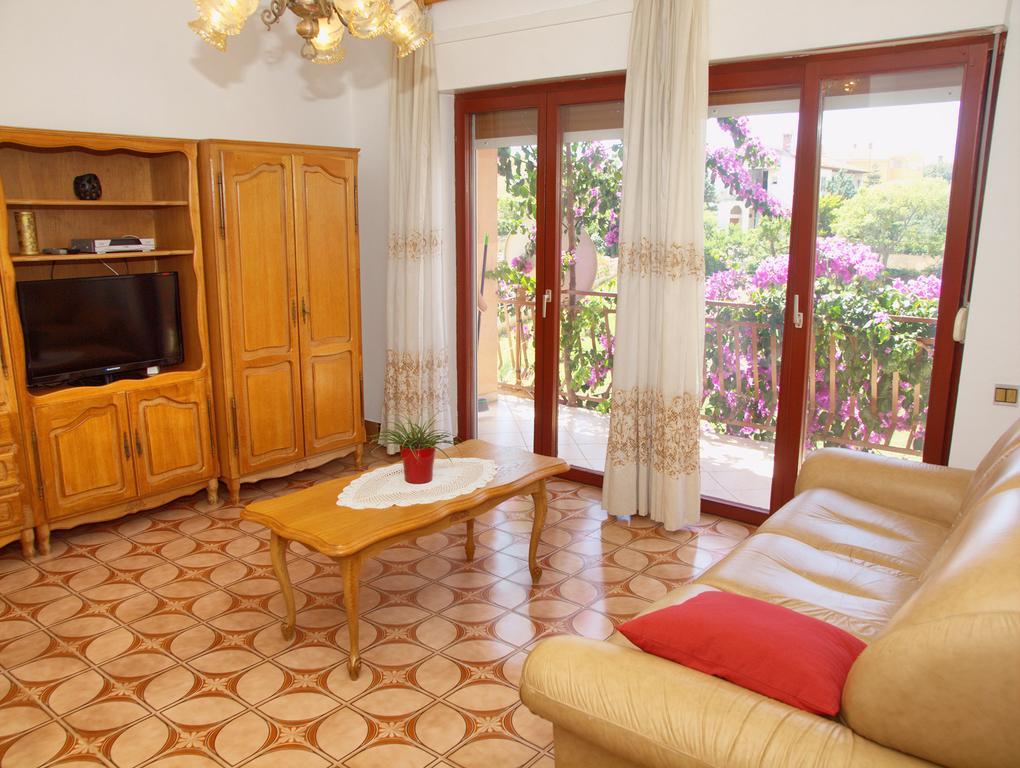 Apartment Taja Ližnjan Værelse billede