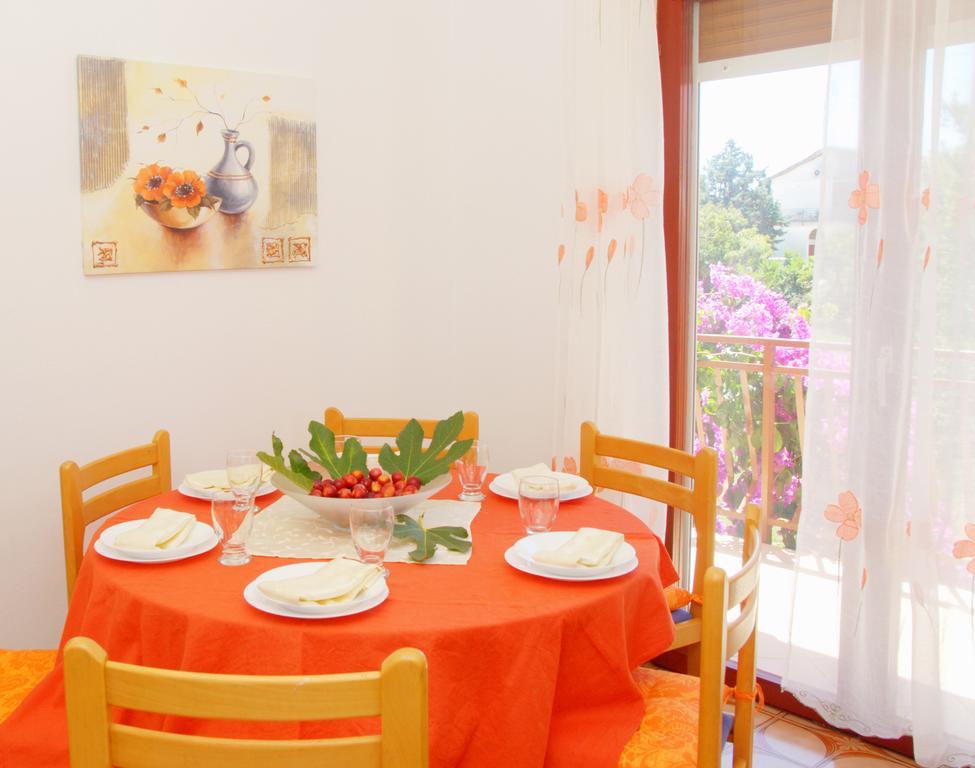 Apartment Taja Ližnjan Værelse billede