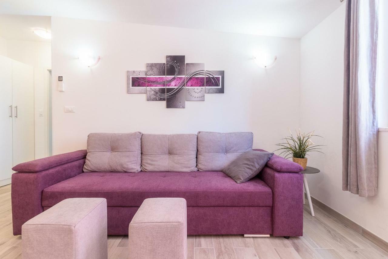 Apartment Taja Ližnjan Eksteriør billede