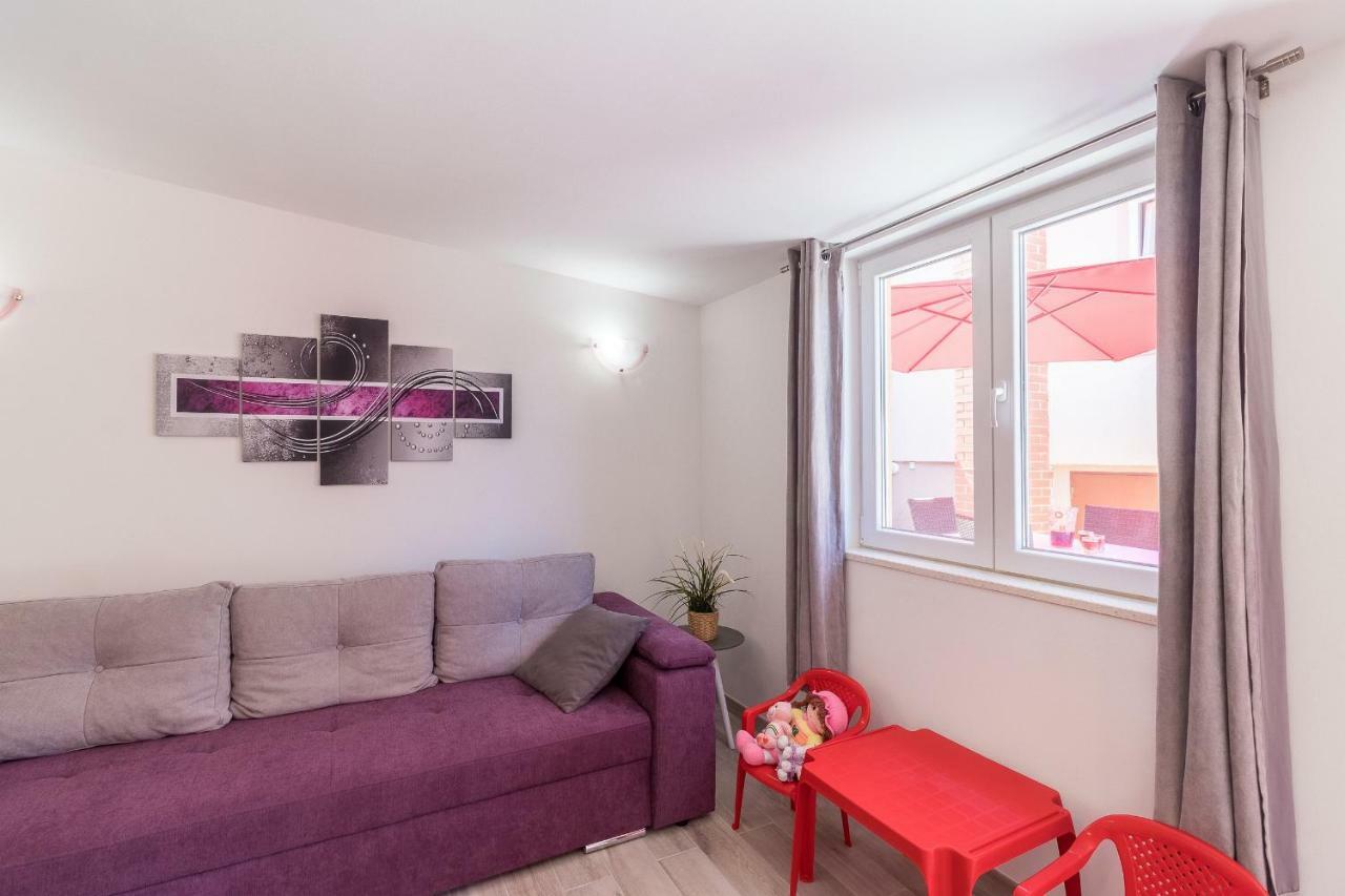 Apartment Taja Ližnjan Eksteriør billede